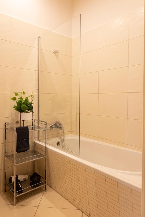 Clicktheflat Aleje Jerozolimskie Center Apart Rooms Warsawa Bagian luar foto